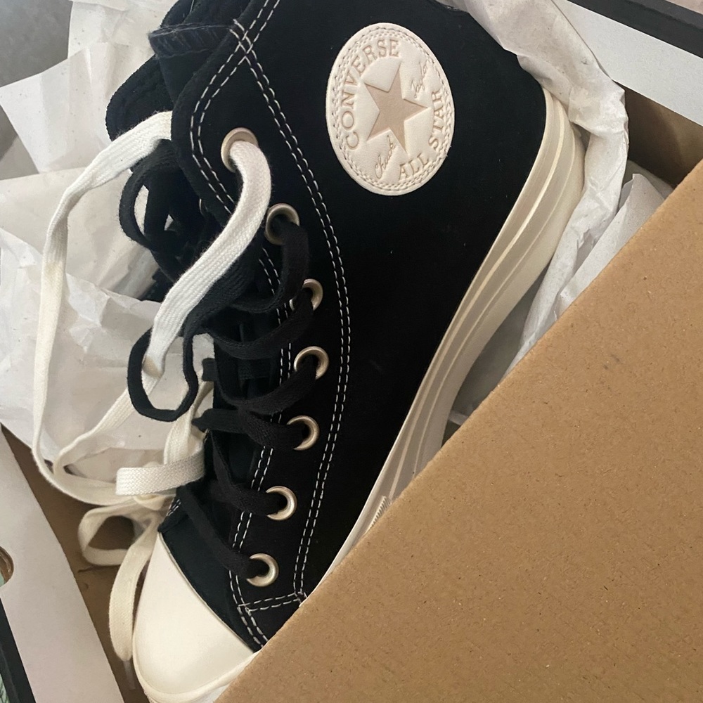Converse. Duplicate. - Picture 2 of 5
